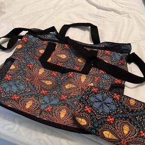 Crossbody organizing tote with Mini pouch